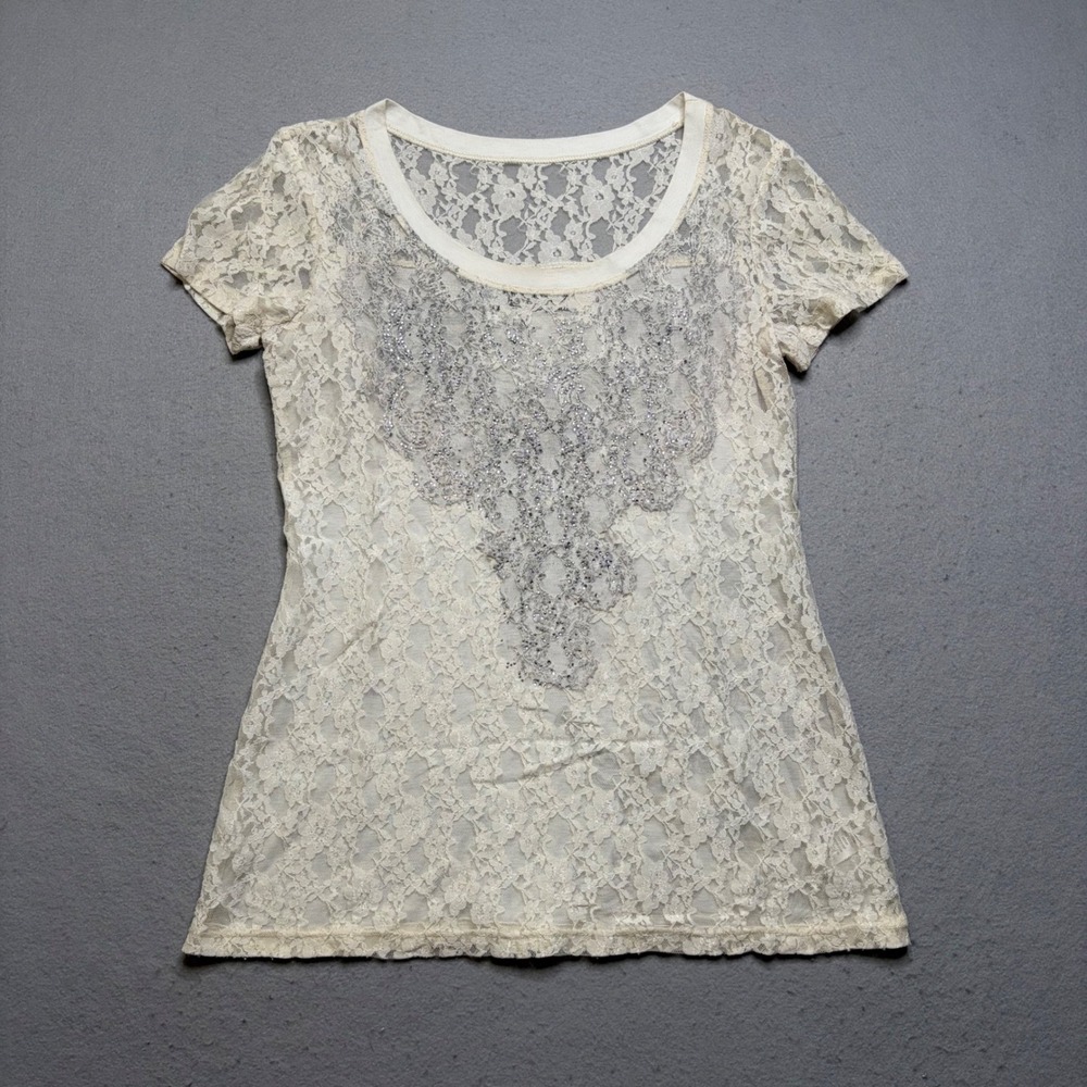 Maurices Premium Lace Top Womens M Ivory Scroll Rhinestone Y2K Floral‎ Tee